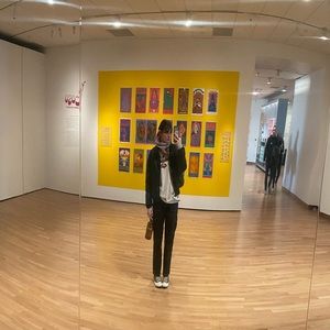 Meet your Posher, Abigail